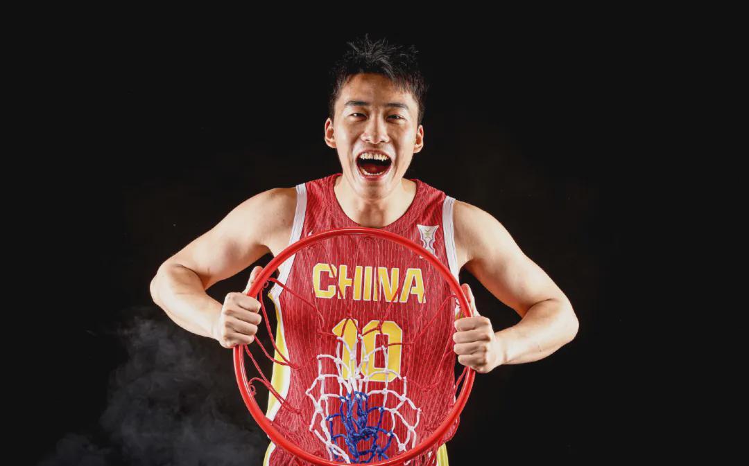 10人留洋！中国男篮终于走出去了！